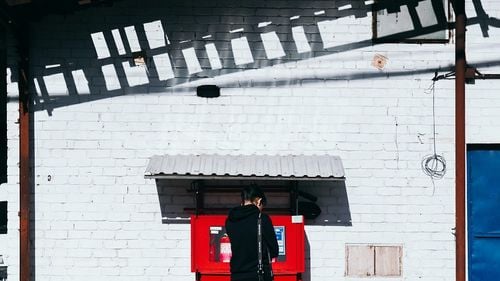 400 de bancomate au fost sparte în Germania în 2020/ În 160 de cazuri, hoții au reușit să fure banii/ În anumite cazuri, poliția a stabilit că erau ”făptași itineranți” din România și Moldova