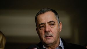 Ce a vrut să spună inginerul metalurg Cezar Preda, noul director adjunct al ICR Paris? ”Cultura noastră are valențe nu numai literare, de arte, muzicale, are și valențe tehnice, de informatică, de inteligență artificială”/ ”Suveranitatea noastră, a României, este absolut importantă să o facem în domeniul culturii, pentru că, în altă parte, nu”