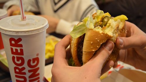 Burger King este încă deschis în Rusia, în ciuda promisiunii de a se retrage după declanșarea războiului în Ucraina