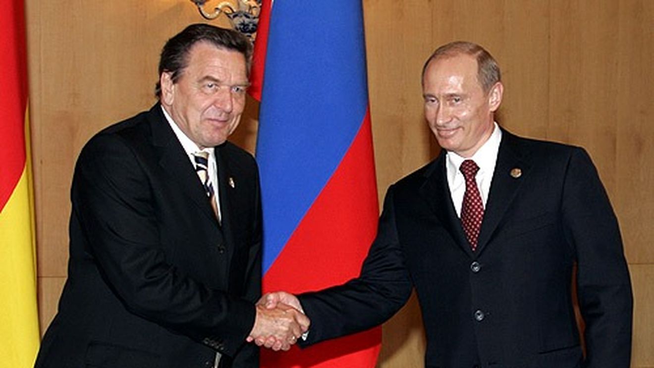 Fostul cancelar german Gerhard Schroeder, numit în consiliul de supraveghere al Gazprom