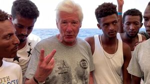 Richard Gere, la gala Goya: "Avem un bătăuş, un gangster, care este preşedintele Statelor Unite. Peste tot, autoritarismul preia controlul"