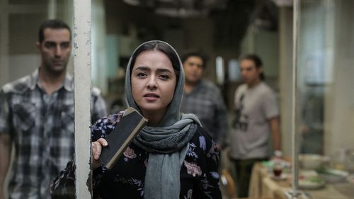 Iran: Actriţa Taraneh Alidoosti, starul filmului „The Salesman”, premiat cu Oscar, a fost arestată / Este acuzată de răspândire a unor informaţii false cu privire la proteste