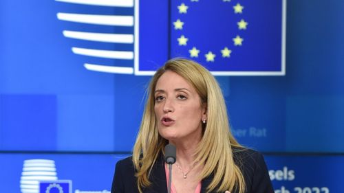 Preşedinta Parlamentului European solicită „embargouri obligatorii” asupra importurilor de energie rusești: „Europa trebuie să îşi accelereze politica de dependenţă zero faţă de Kremlin”