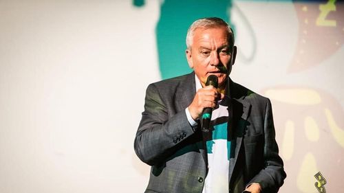 NO COMMENT Primarul Buzăului, discurs în limba engleză ținut la deschiderea concursului de rachetomodelism