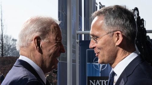 Joe Biden îl va primi la Casa Albă pe secretarul general al NATO, Jens Stoltenberg / Scopul întâlnirii cu șeful NATO, al cărui mandat se încheie în octombrie, va fi de a pregăti următorul summit al alianţei occidentale de apărare, de la Vilnius
