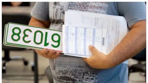 Mașinile electrice și cele cu hidrogen vor primi numere de înmatriculare verzi / Decizia a fost publicată în Monitorul Oficial