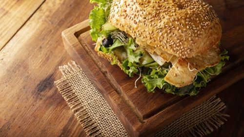 25 dintre cele mai bune sandvișuri din lume: de la pan bagnat (Franța) la smørrebrød (Danemarca) și bánh mì (Vietnam)