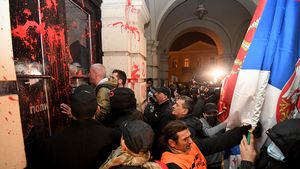 Fostul ministru sârb al Transporturilor, Goran Vesic, între cele 13 persoane inculpate în drama de la Gara din Novi Sad