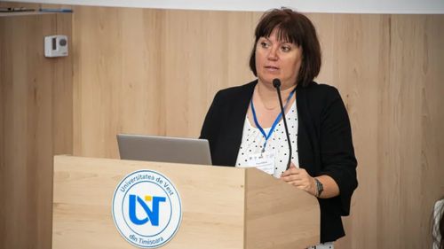 Viitorii profesori trebuie să facă 4 ani de licență în loc de 3 – propunere susținută și de Facultatea de Litere a UVT / INTERVIU Dana Percec, decan: Ar crește în mod cert calitatea absolvenților
