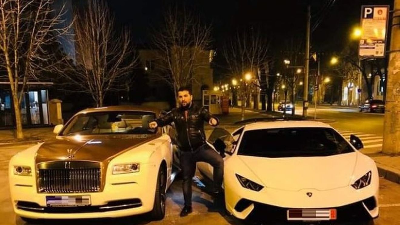 Din altă lume: Manelistul Țancă Uraganul, prins cu Rolls Royce fără asigurare. Dosar pentru tentativă de mituire a polițistului