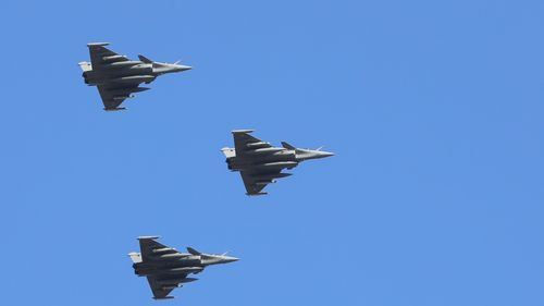 Trei aeronave F-16 Fighting Falcon ale Forţelor Aeriene Regale Olandeze au aterizat la Fetești, pentru a fi puse la dispoziția Centrului european de instruire