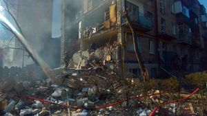 Un coridor umanitar va fi deschis în Luhansk / Guvernatorul regiunii: Rușii continuă bombardamentele haotice de artilerie asupra orașelor noastre