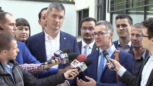 Dan Barna: Ciorbea a plecat în concediu, problematic e că nu și-a delegat atribuțiile