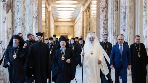 Bolojan i-a primit la Palatul Victoria pe Sanctitatea Sa Bartolomeu I, Arhiepiscopul Constantinopolului şi pe Preafericitul Părinte Daniel: O mare bucurie creştinească să îi revăd, după momentul istoric de duminică