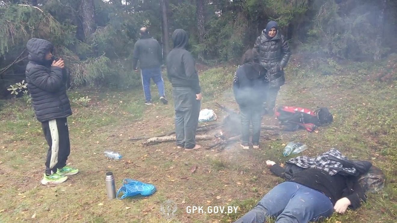 Patru migranţi au fost găsiţi decedați la frontiera dintre Polonia şi Belarus