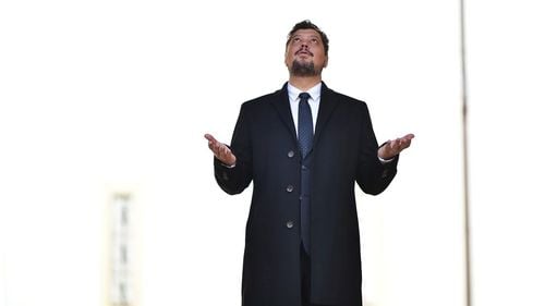 Claudiu Târziu: AUR va concedia 500.000 de angajaţi din administraţia publică dacă ajunge la guvernare / ”Nu avem niciun fel de cârdăşie cu oamenii care au intrat pe liste de partid în instituţii publice”