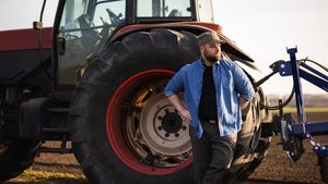 Cerere scăzută pentru cursurile de tractorist agricol, deși salariile în domeniu sunt foarte bune / Unele centre de formare profesională au renunțat la ele