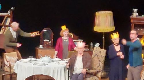 Victor Rebengiuc revine cu precizări: „Voi juca în spectacolele „Regele moare” şi „Tatăl” cât voi mai fi în stare să joc!”