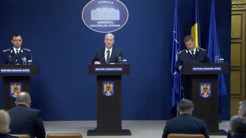 Predoiu, despre noul șef al IPJ Constanța: Este un poliţist care îşi doreşte să demonstreze aici, şi în care am încredere şi pe care îl îndemn să treacă peste greutăţile momentului, inclusiv în relaţia cu presa, pe care îl îndemn să înţeleagă că sunt absolut fireşti întrebările severe