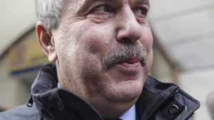 Europarlamentarii PSD, furnizori de fake news în Parlamentul European: Dan Nica a susținut că rata achitărilor în dosare de corupție este de 98% / Procentul real: aproximativ 10%