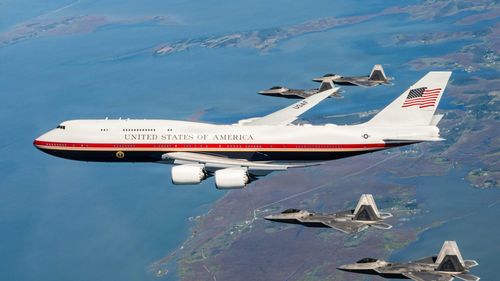 Jurnaliștii New York Times care au scris despre controversa avionului prezidențial donat lui Trump de Qatar, chemați în instanță