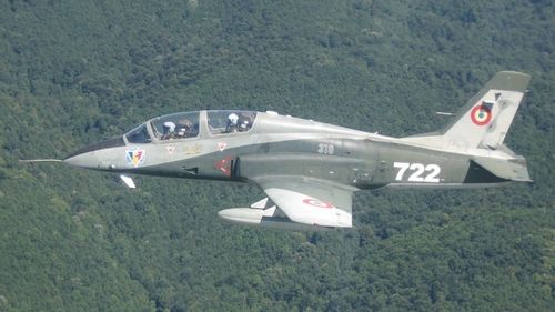 Explicațiile Ministerului Apărării, după ce un primar din Vaslui s-a plâns că avioanele militare ”risipesc norii de ploaie”: Misiunile au constat în simularea lovirii de ținte fictive în cadrul unui scenariu tactic, iar zborurile au fost executate la joasă înălțime