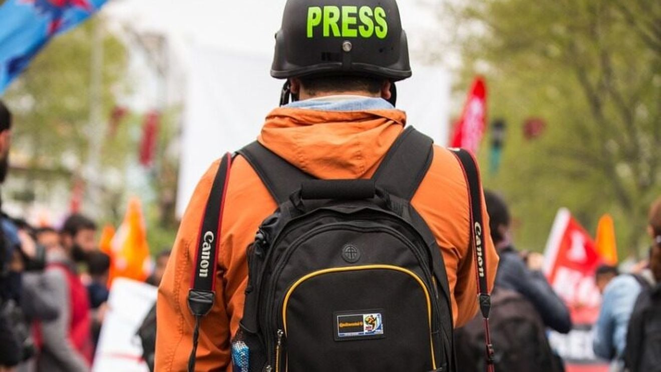 Un jurnalist din El Salvador a fost expulzat din SUA, unde locuia de 20 de ani, după ce a relatat despre manifestaţiile anti-Trump