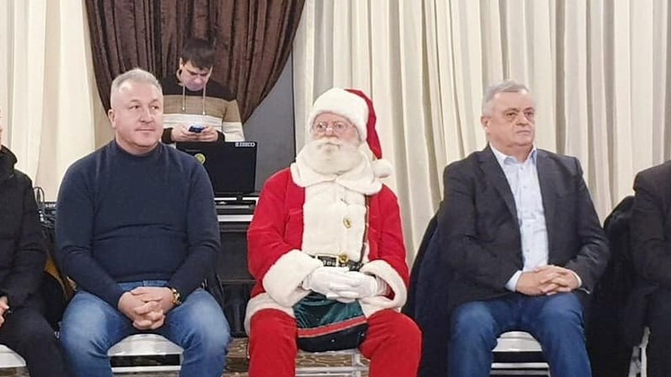 Cine este omul de afaceri acuzat de procurori că a încercat să-l corupă pe primarul Sectorului 2 prin intermediari/ Radu Mihaiu a sesizat procurorii
