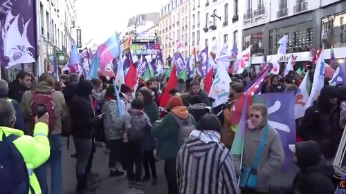 Franța: Adunarea Națională începe luni dezbaterea în plen a contestatului proiect de reformă a sistemului de pensii în preziua anunțatului protest la nivel național