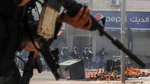 Familiile ostaticilor cer Israelului să aprobe "în această seară" un acord pentru eliberarea persoanelor deținute de Hamas în Gaza