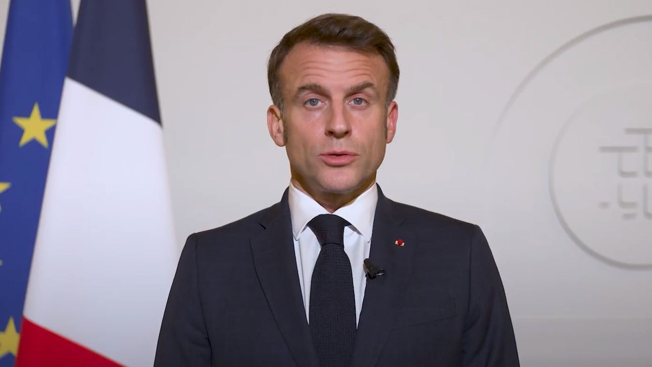 Emmanuel Macron anunţă că lucrează la „actualizarea” doctrinei nucleare franceze, pe care o va anunţa la începutul anului 2026