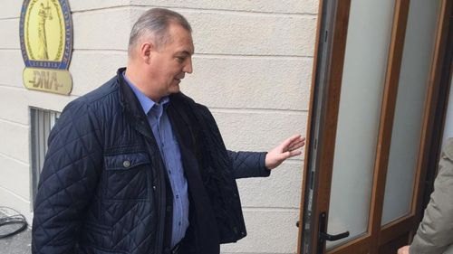 Clanul Drăghici în vacanță pe banii partidului din subvenția de la stat: Bali, Singapore, Emirate, Dominicană, Cipru/ Fostul trezorier PSD ar fi tocat 6.000 de euro doar la SPA în câteva zile / Calinic Argeșeanul i-a dat recomandare de bun creștin