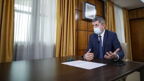 VIDEO INTERVIU Barna, despre dosarul DNA privind cheltuirea fondurilor europene: Nu am nici o calitate acolo, nu am fost audiat/ Mai există cealaltă verificare în desfășurare pe care o face DLAF-ul / Îmi doresc să se închidă această permanentă zornăitoare
