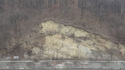 Circulaţia rutieră va fi închisă, în reprize, pe trei sectoare ale DN 7, între Râmnicu Vâlcea şi Sibiu, pentru executarea unor lucrări/ Măsura, în vigoare de luni până în 25 octombrie