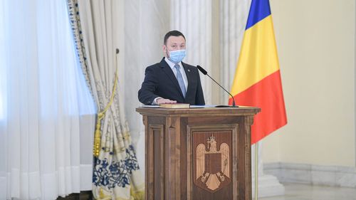 Ministrul Mediului: Arderile ilegale de deşeuri, una dintre cauzele care duc la depăşirea poluanţilor, mai ales pe timpul nopţii