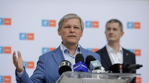 Dacian Cioloș: Nu am discutat nimic cu Cîțu. Nu ne întoarcem la guvernare, decât cu alt premier. Declarațiile liberalilor, încercare ridicolă de a influența alegerile USR