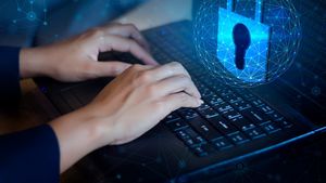 Senatoarea Nicoleta Pauliuc (PNL) depune în Parlament Legea majoratului online, care stabileşte vârsta maturităţii digitale la 16 ani şi introduce măsuri ferme pentru protecţia minorilor în mediul virtual