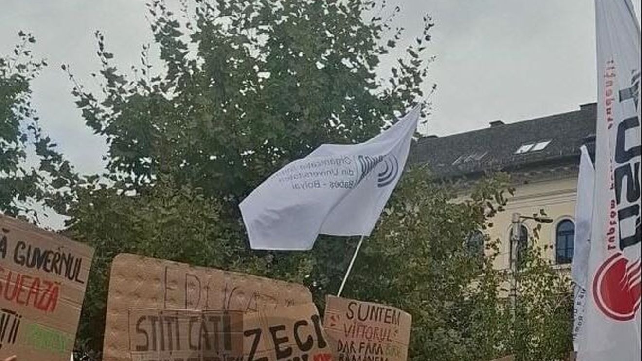Studenții anunță protest la Cluj Napoca, pentru anularea „legii Bolojan”: „Condamnăm austeritatea și deturnarea resurselor din Educație”