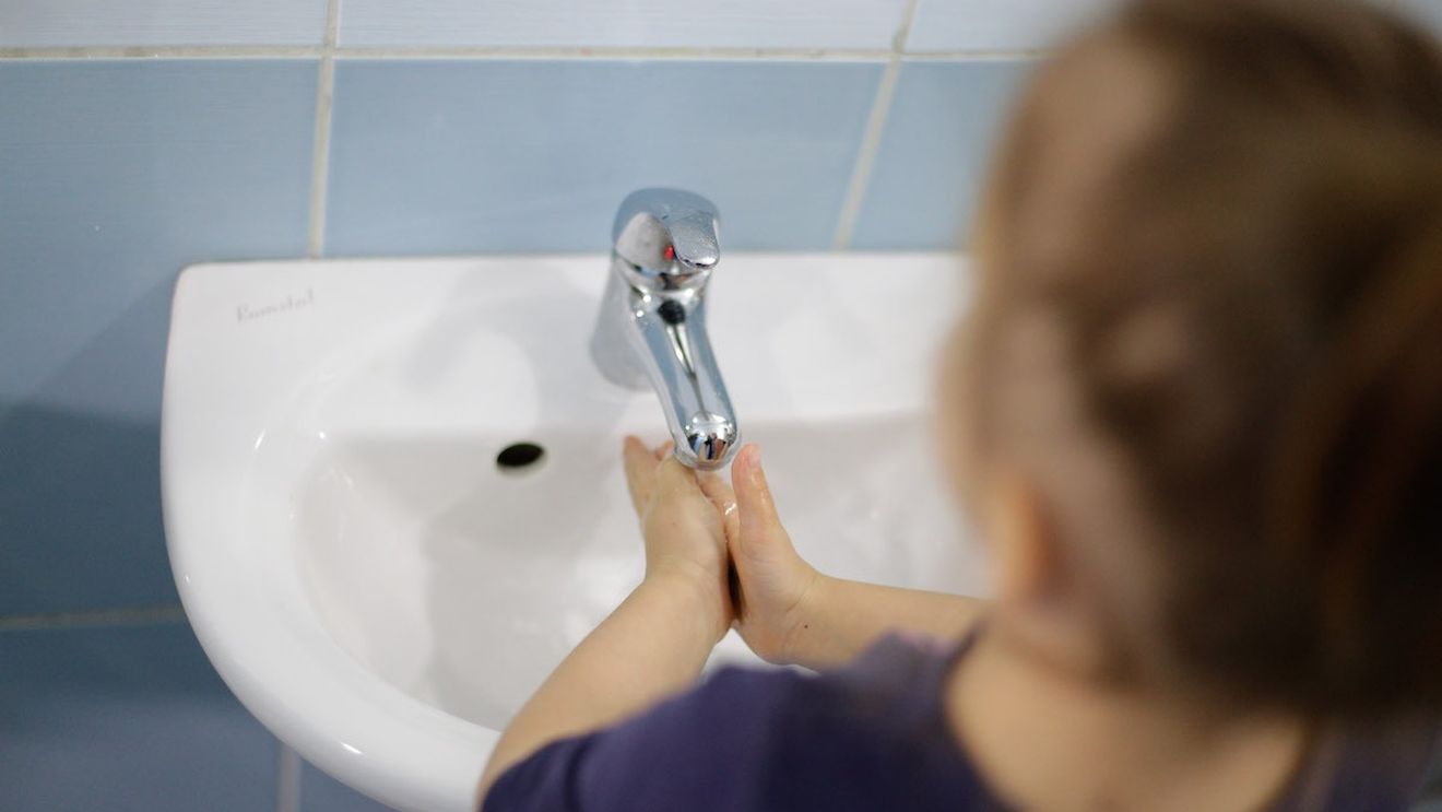 Ministrul Sănătății: Copiii de la grădiniță, până la 5 ani, nu vor purta mască