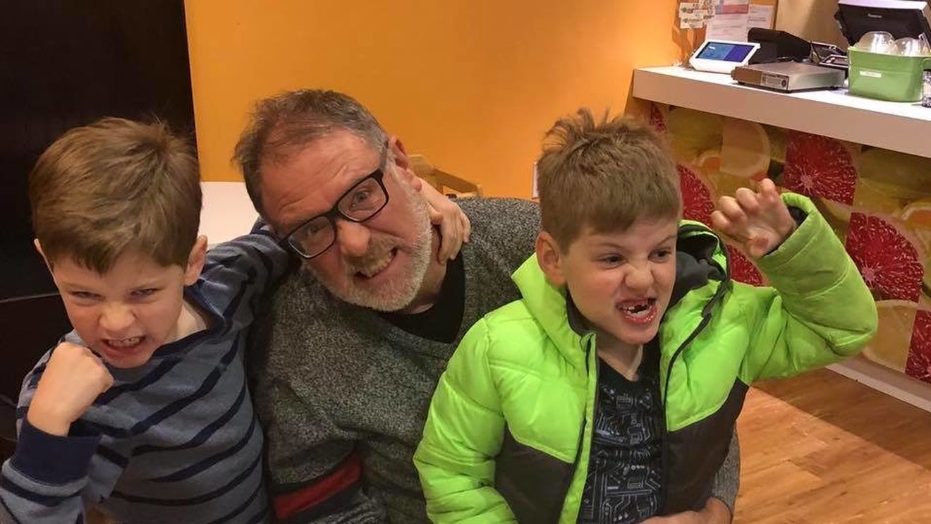 SUA: Cazul unui băiat în vârstă de șapte ani, despre care mama lui susține că vrea să fie fată si trebuie să își schimbe genul, divizează americanii