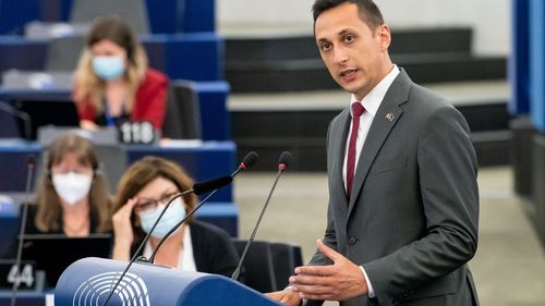Vlad Gheorghe: Îi cer Procurorului General al României să constate că Biroul Electoral Central a comis exces de putere când a respins nemotivat toate cele 43 de cereri de renumărare a voturilor