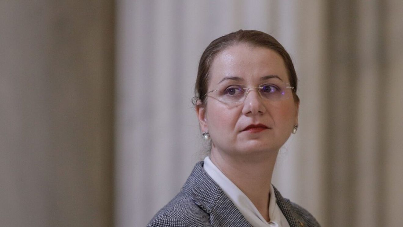 Ligia Deca, invitată de USR la o audiere în comisiile parlamentare, pentru a-și prezenta viziunea asupra mandatului de la Ministerul Educației