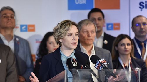 (P) VIDEO INTERVIU Cosette Chichirău, candidata Alianței USR PLUS la Primăria Iași: Planul meu este să readuc industria în Iași și să curăț corupția din administrație