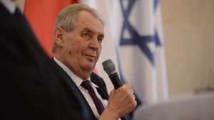 Președintele Cehiei își acuză propriile servicii de informații pentru interceptarea convorbirilor sale și ale apropiaților săi