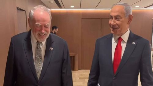 Netanyahu dezminte zvonurile privind decesul său şi apare într-o înregistrare video alături de ambasadorul SUA