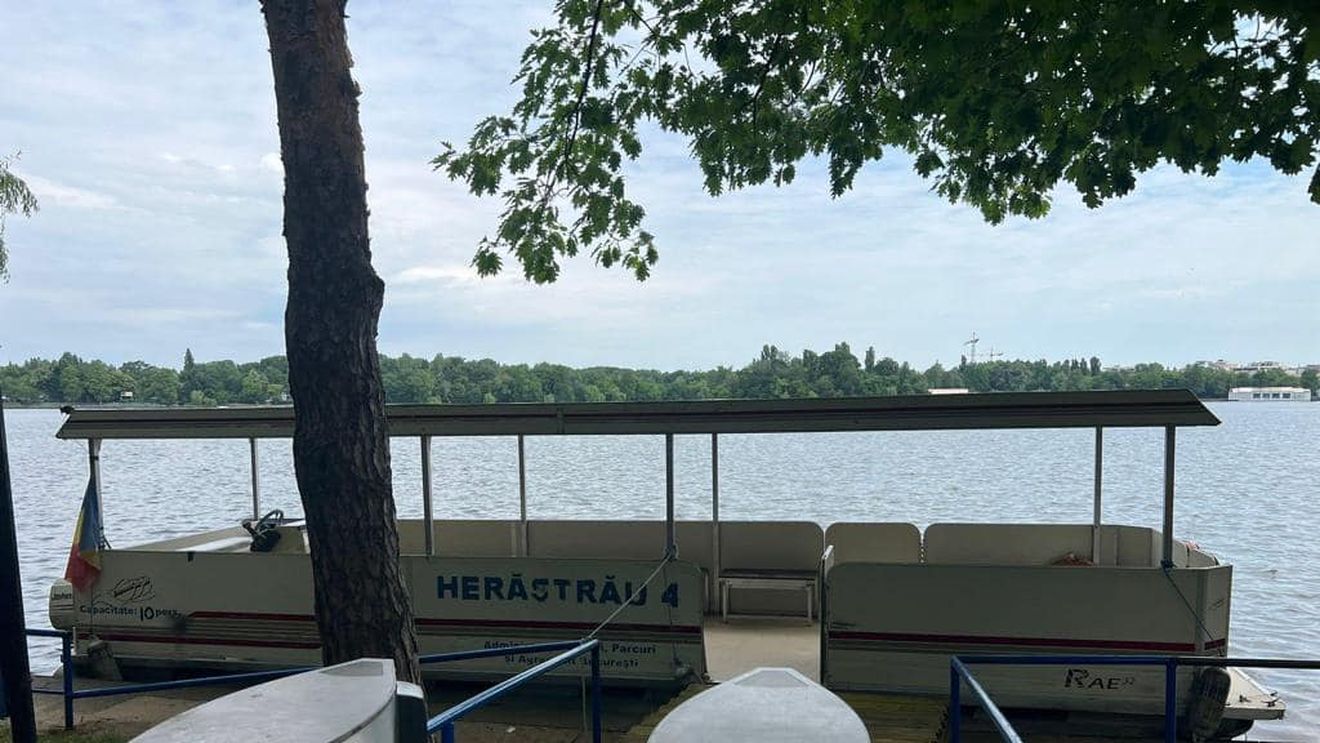 Plimbările cu vaporașul pe lacul Herăstrău se reiau de joi, anunță primarul Capitalei