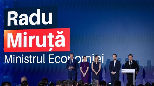 SURSE Radu Miruță, luat în calcul pentru Ministerul Apărării. El va fi înlocuit la Ministerul Economiei de Irineu Darău