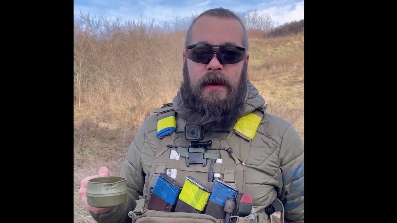Soldații ucraineni au transmis mesaje de Ziua Națională: ”Vă mulțumim, sunteți o națiune incredibilă” / ”Stați împreună, pentru că acesta este singurul mijloc prin care puteți trece peste orice”