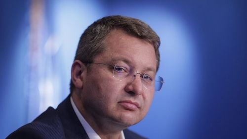 Cum a scumpit CNAIR cu 20 de milioane de euro un tronson din drumul expres Craiova-Pitești. Plus: întârziere de doi ani din cauza Companiei de autostrăzi