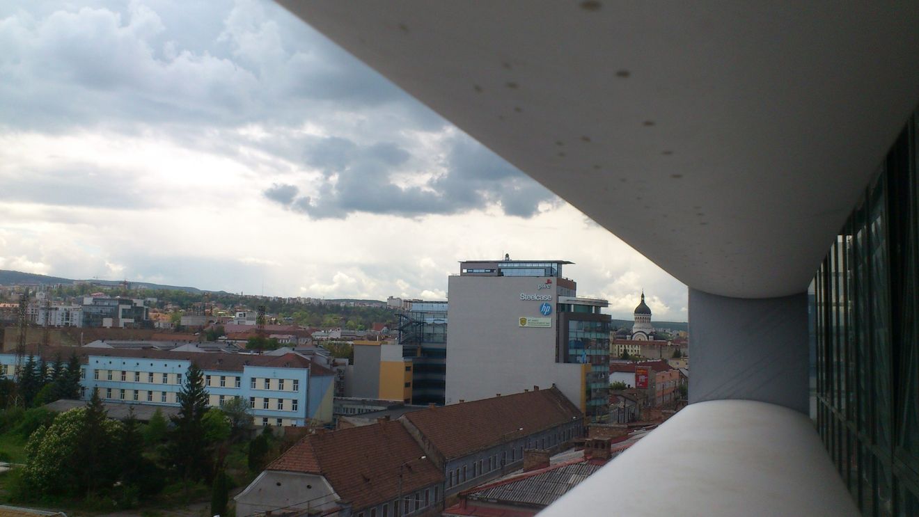 Ziar grecesc: Banca Mării Negre acordă un împrumut de 50 de milioane de euro pentru o clădire "verde" de birouri în Bucureşti